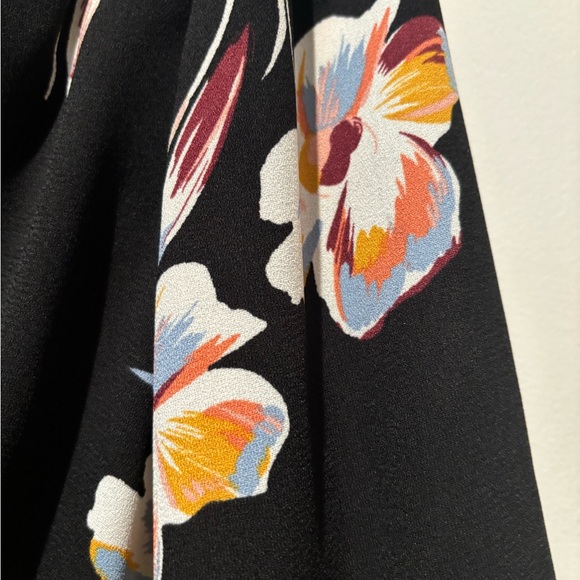 Halogen black and floral top - Picture 3 of 4